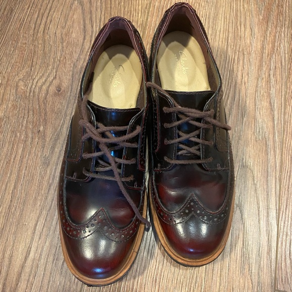 Clarks Teadale Maira Oxfords in Genuine Maroon Patent Leather - Picture 5 of 12